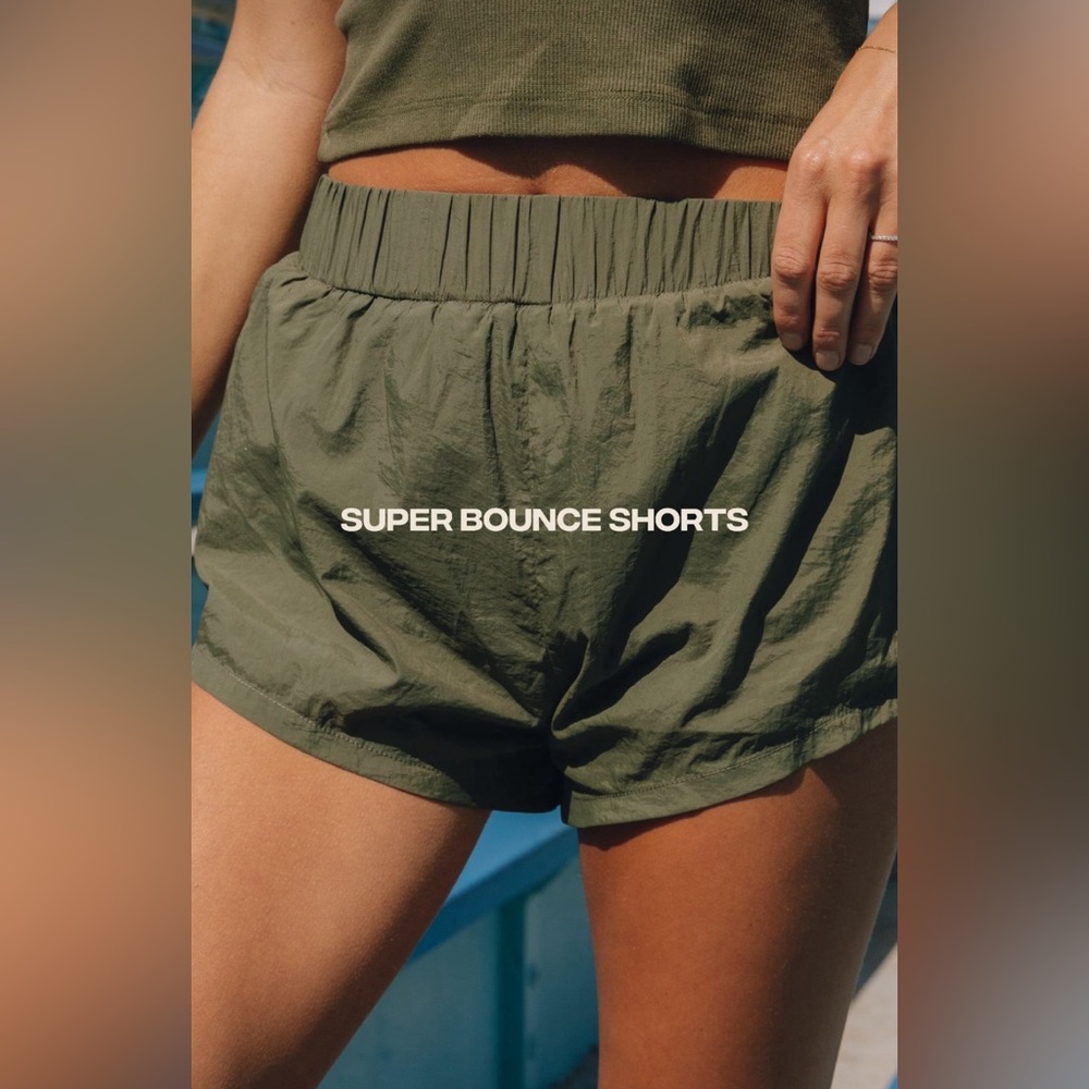 Daily Drills Lodge green super bounce athletic shorts
